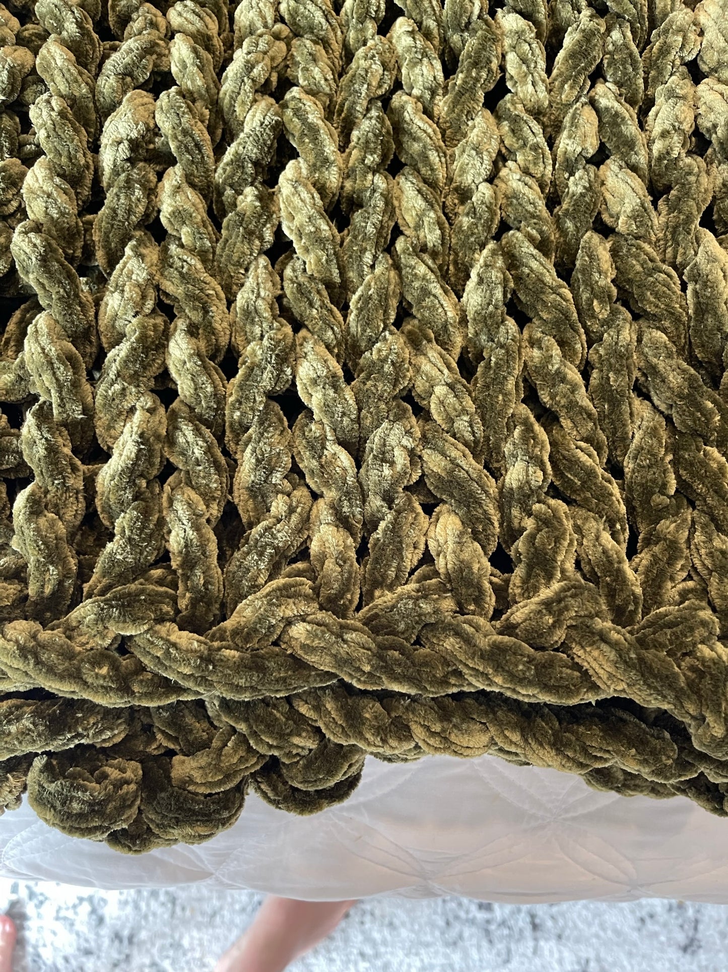 Velvet Chunky Hand-Knit Blanket